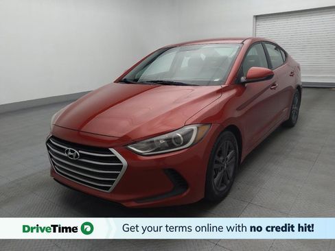 Used 2017 Hyundai Elantra SE image 1