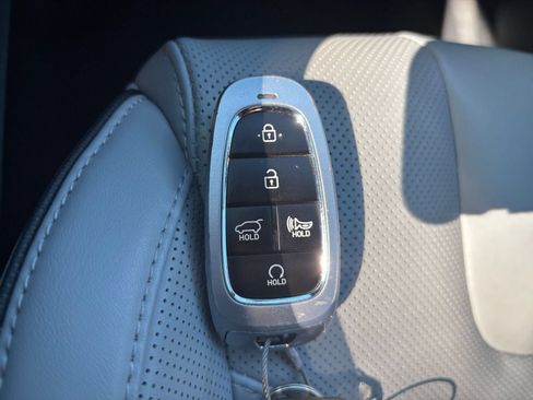 Used 2025 Hyundai Palisade SEL FWD image 21