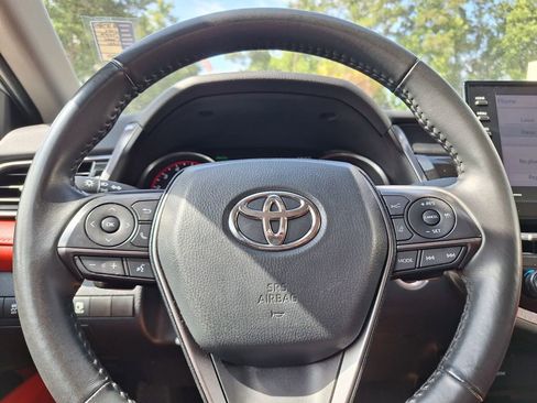 Used 2024 Toyota Camry XSE FWD image 18