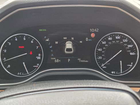 Used 2022 Toyota Avalon Limited FWD image 8