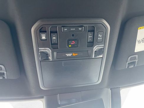 Used 2023 Toyota Tundra Capstone AWD/4WD image 19