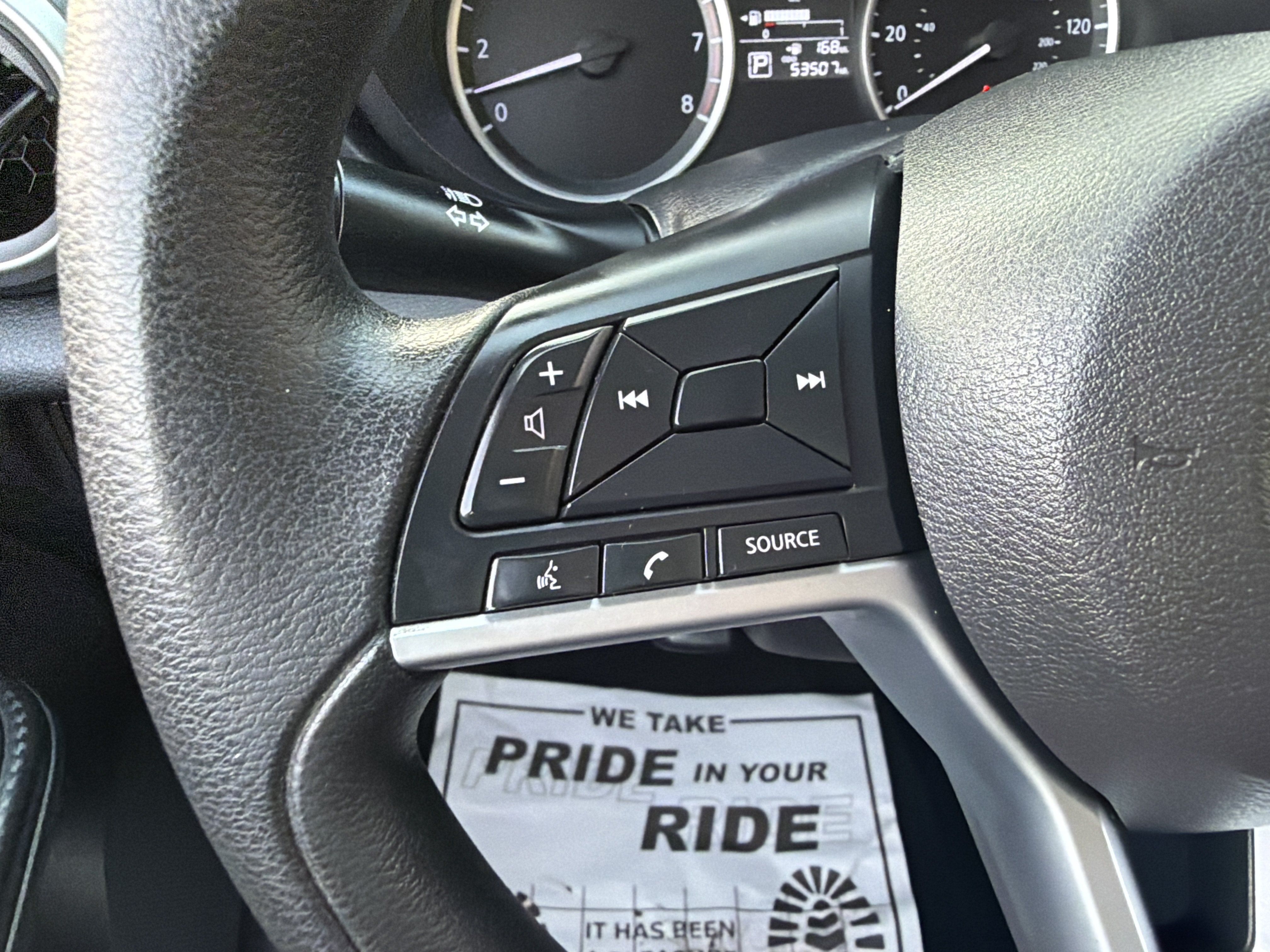 Used 2021 Nissan Versa S FWD image 27