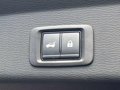 Used 2025 Mitsubishi Outlander SE AWD/4WD image 33