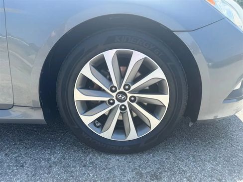 Used 2014 Hyundai Sonata Limited w/ Technology Package 05 FWD image 42
