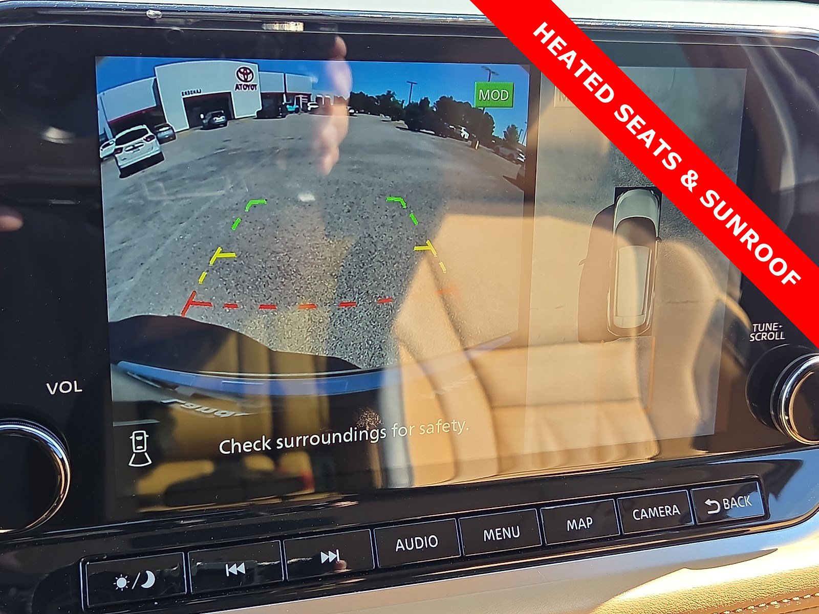 Used 2023 Nissan Rogue Platinum w/ Platinum Premium Package FWD image 19