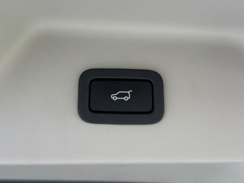 Used 2021 Land Rover Range Rover Westminster Edition image 40