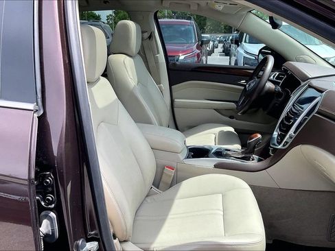 Used 2015 Cadillac SRX Luxury AWD/4WD image 9