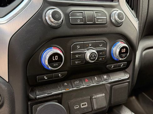 Used 2021 GMC Sierra 1500 Elevation AWD/4WD image 22