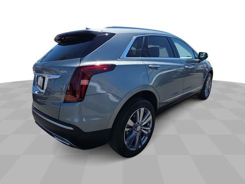 Used 2024 Cadillac XT5 Premium Luxury FWD image 8