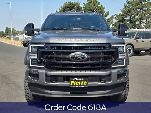 Used 2022 Ford F350 Lariat w/ Black Appearance Package AWD/4WD image 7