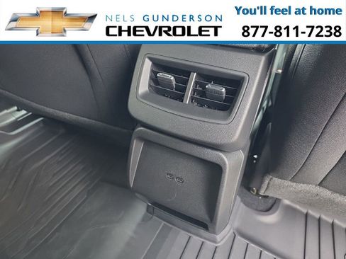 New 2026 Chevrolet Equinox EV LT image 12