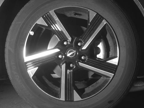 Used 2025 Nissan Sentra SV FWD image 13