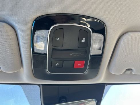 Used 2025 Hyundai Sonata SE image 16