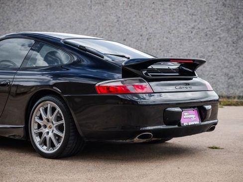 Used 2002 Porsche 911 Carrera RWD image 36
