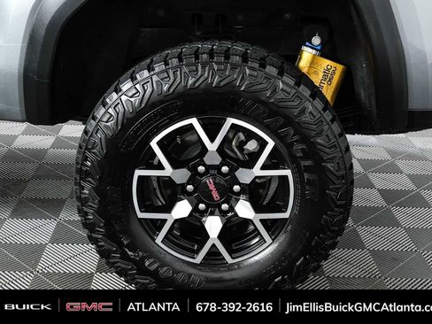 Used 2024 GMC Canyon AT4X AWD/4WD image 37