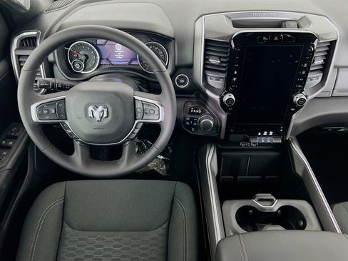 New 2026 RAM 1500 Big Horn AWD/4WD image 19