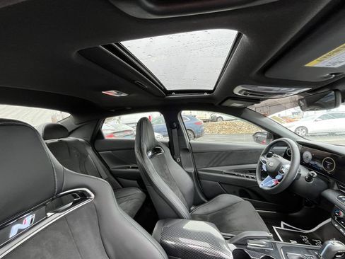 Used 2023 Hyundai Elantra N image 16