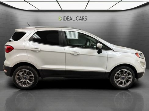 Used 2018 Ford EcoSport Titanium FWD image 4
