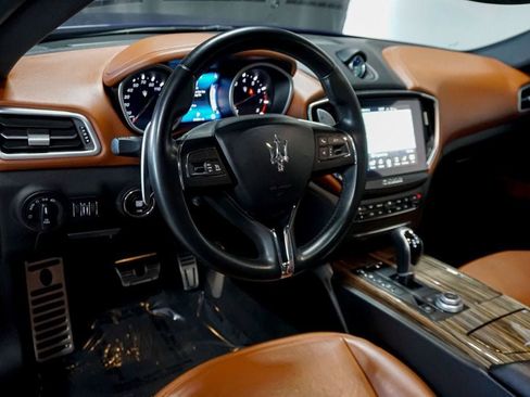 Used 2017 Maserati Ghibli S Q4 AWD/4WD image 10