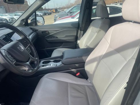 Used 2024 Honda Passport EX-L image 28