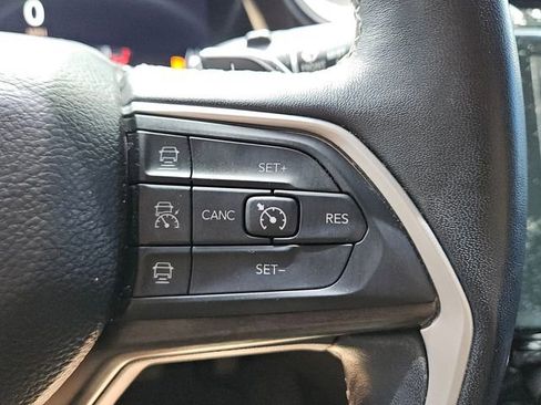 Used 2022 Jeep Grand Cherokee Limited RWD image 23