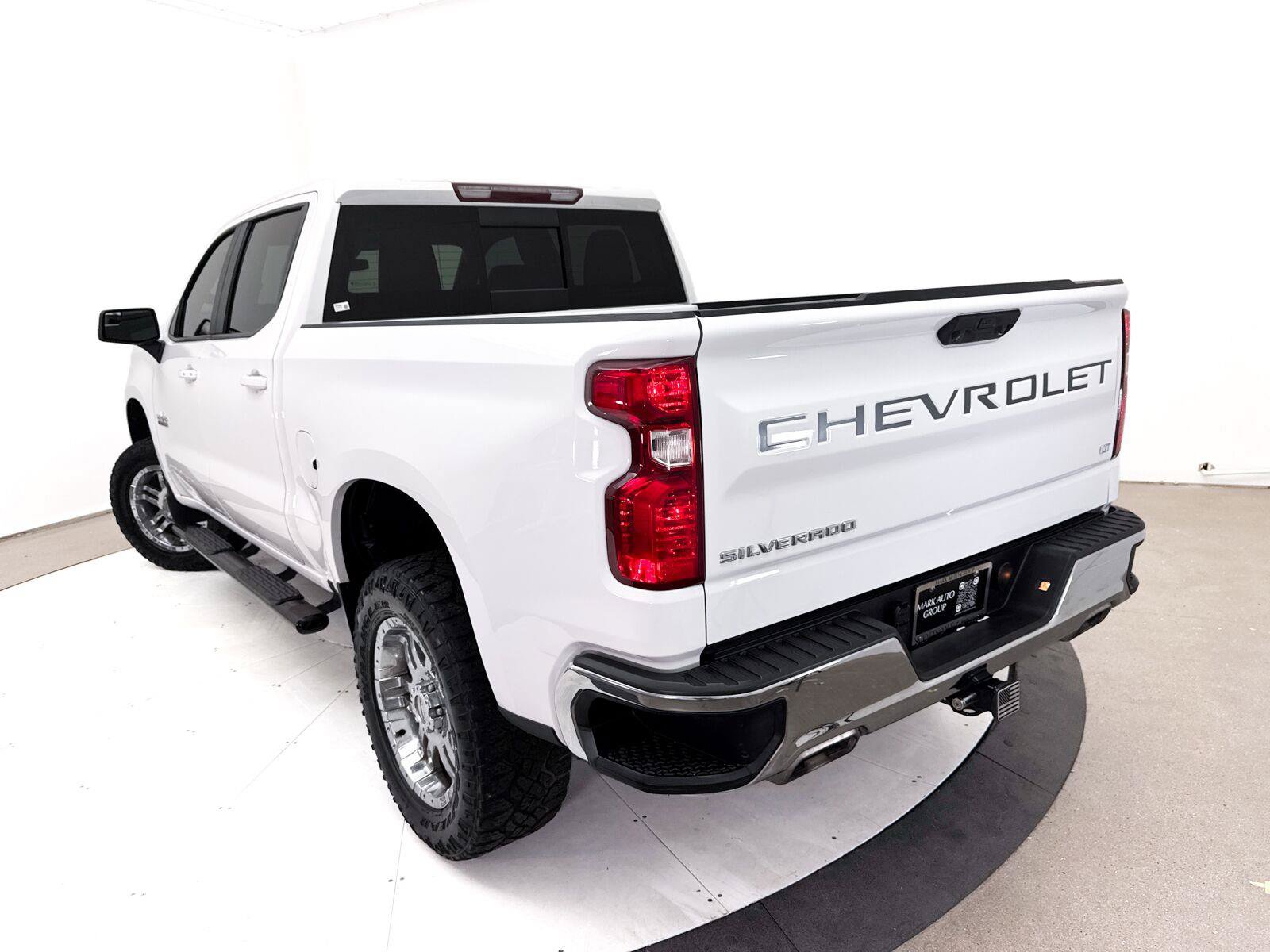 Used 2023 Chevrolet Silverado 1500 LT w/ Texas Edition Plus AWD/4WD image 6