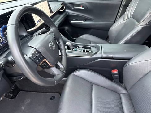 Used 2023 Toyota Crown AWD/4WD image 19