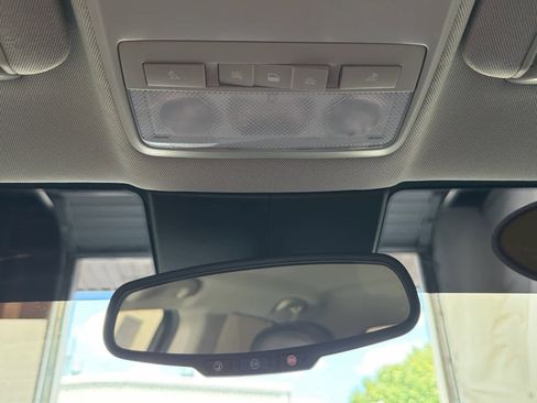 Used 2021 Buick Encore Preferred FWD image 34