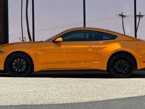 Used 2018 Ford Mustang GT RWD image 5