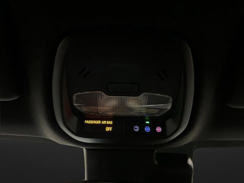 Used 2024 Buick Envista Sport Touring w/ Convenience I Package image 25