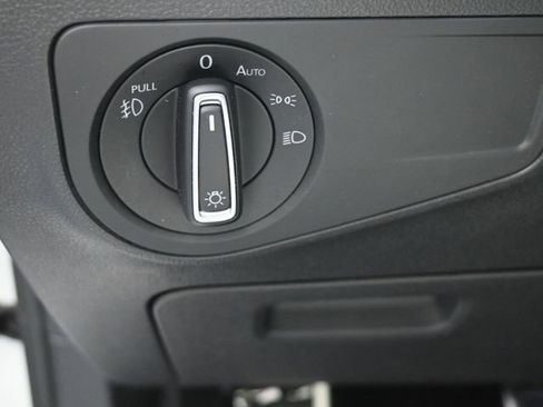 Used 2019 Volkswagen Tiguan SEL Premium R-Line image 20