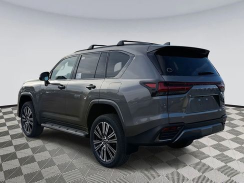 New 2026 Lexus LX 600 4WD w/ Luxury Package image 4