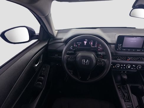 Used 2023 Honda Accord EX image 17
