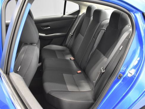 Certified 2023 Nissan Sentra SV FWD image 28