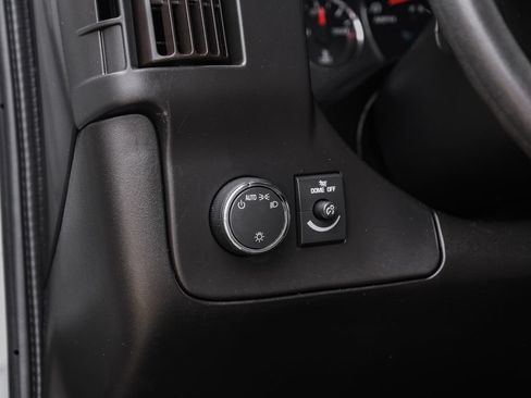 Used 2022 GMC Savana 2500 RWD image 20