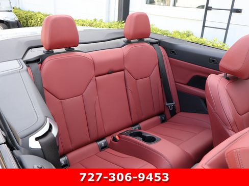 Used 2025 BMW 430i Convertible w/ M Sport Package image 19