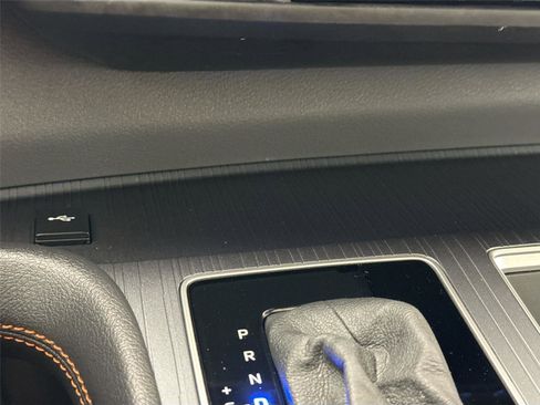 Certified 2023 Toyota Sienna XSE image 30