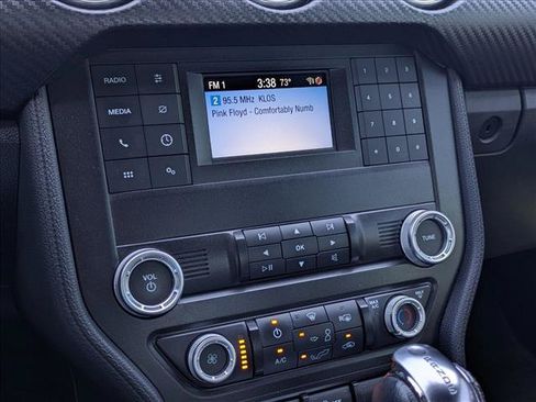 Used 2020 Ford Mustang Coupe RWD image 14