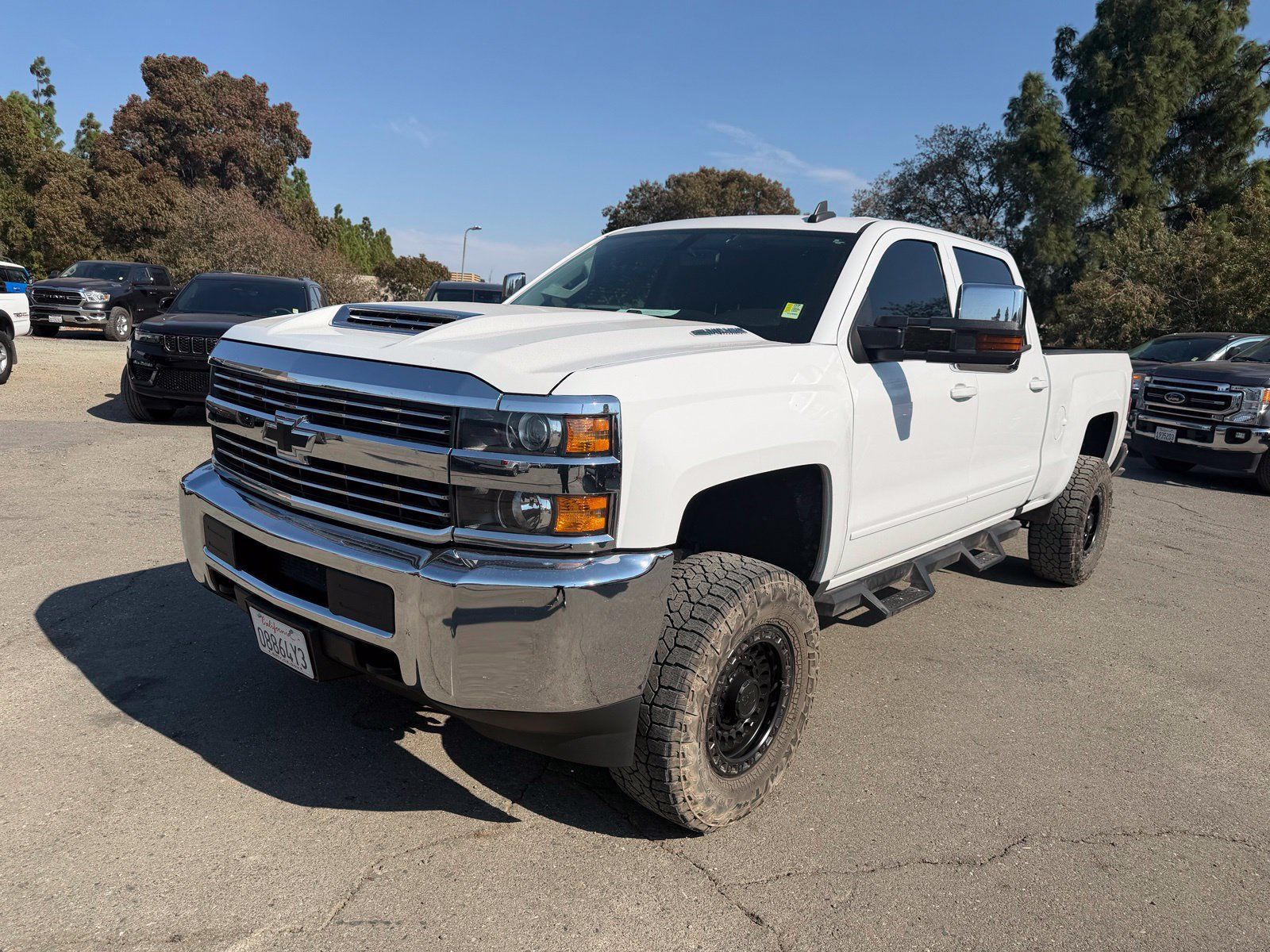 Used 2018 Chevrolet Silverado 2500 LT AWD/4WD image 1