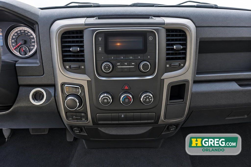 Used 2019 RAM 1500 Express AWD/4WD image 10