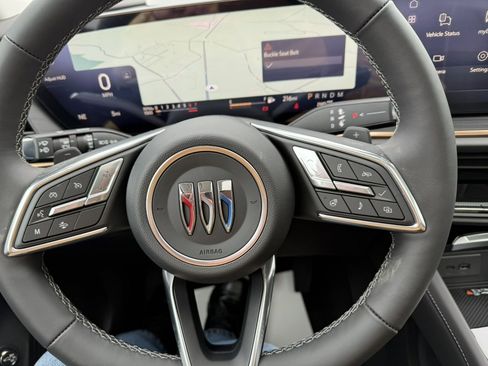 New 2026 Buick Envision Avenir image 19