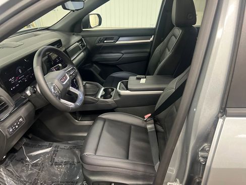 New 2026 GMC Terrain Elevation w/ Elevation Premium Package image 12