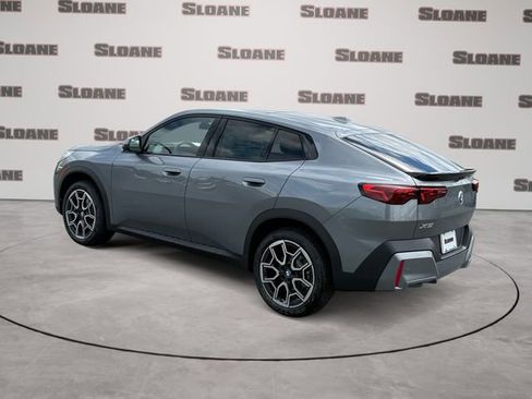 New 2026 BMW X2 xDrive28i w/ Technology Package AWD/4WD image 3