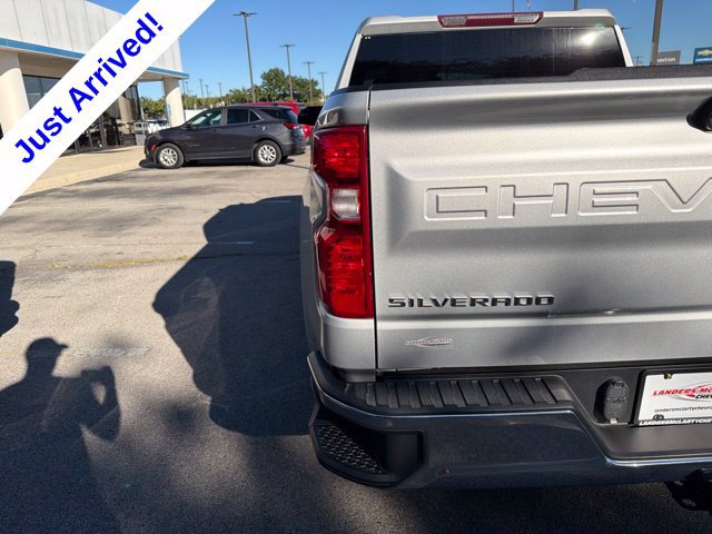 Used 2022 Chevrolet Silverado 1500 LT AWD/4WD image 19