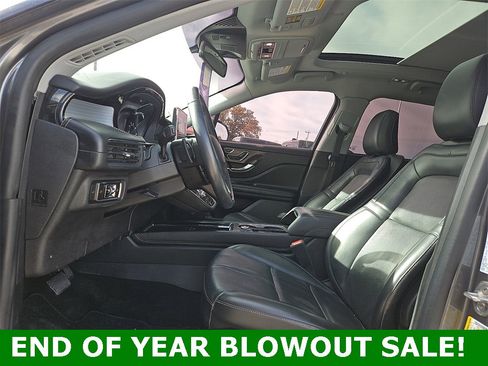 Used 2022 Lincoln Corsair FWD w/ Premium Package image 15