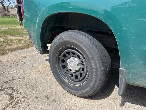 Used 2020 Chevrolet Silverado 1500 W/T RWD image 7