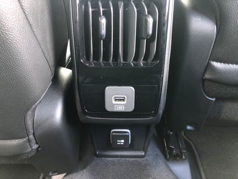 Used 2024 Jeep Compass Limited AWD/4WD image 26