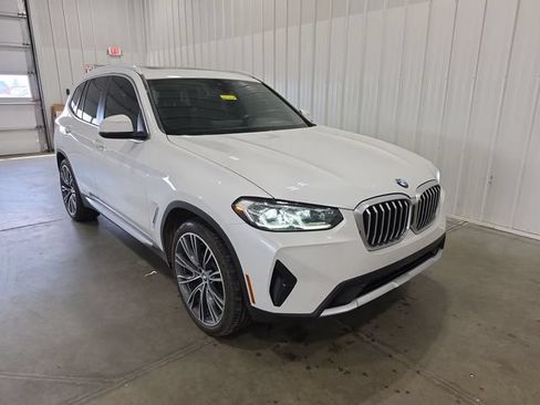 Used 2022 BMW X3 xDrive30i w/ Premium Package 2 AWD/4WD image 2