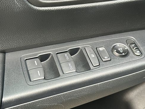 Certified 2025 Honda CR-V EX image 13