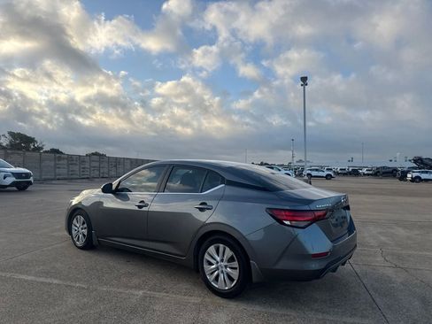 Certified 2020 Nissan Sentra S FWD image 10